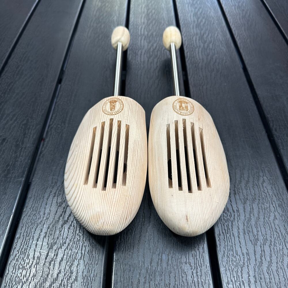 Ronnie Fieg x Clarks x 8th Street Cedar Wooden Shoe Trees Shoe Insert Size 9.5